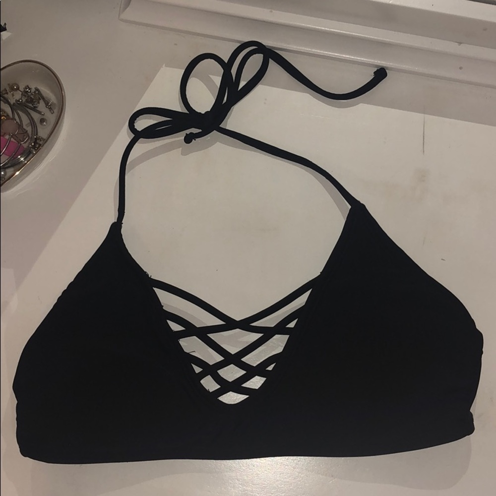 Stylish bikini top!!!
